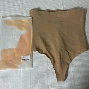 HONEYLOVE Sand SuperPower
NWOT
Runway Thong Panty Size XL NWOT